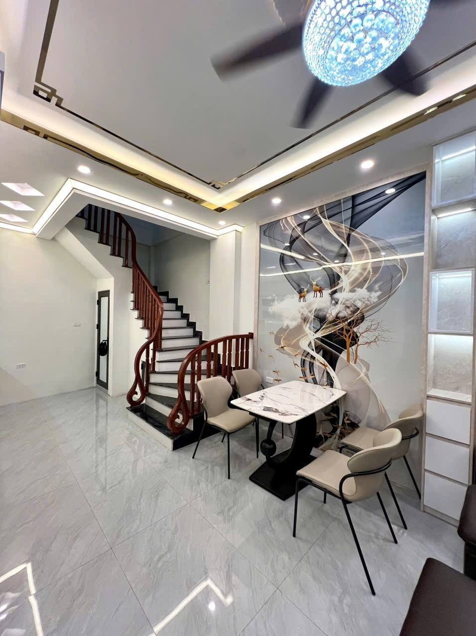 Trần Phú Hà Đông: Siêu phẩm Luxury 5 tầng, Full Nội Thất, Giá Chỉ 6 tỷ +
