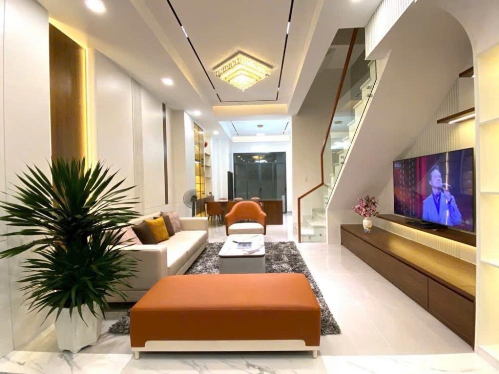 Nhà Mới Hiện Đại 81m² - 4PN, Giá 9.7 Tỷ - Huỳnh Tấn Phát, Quận 7