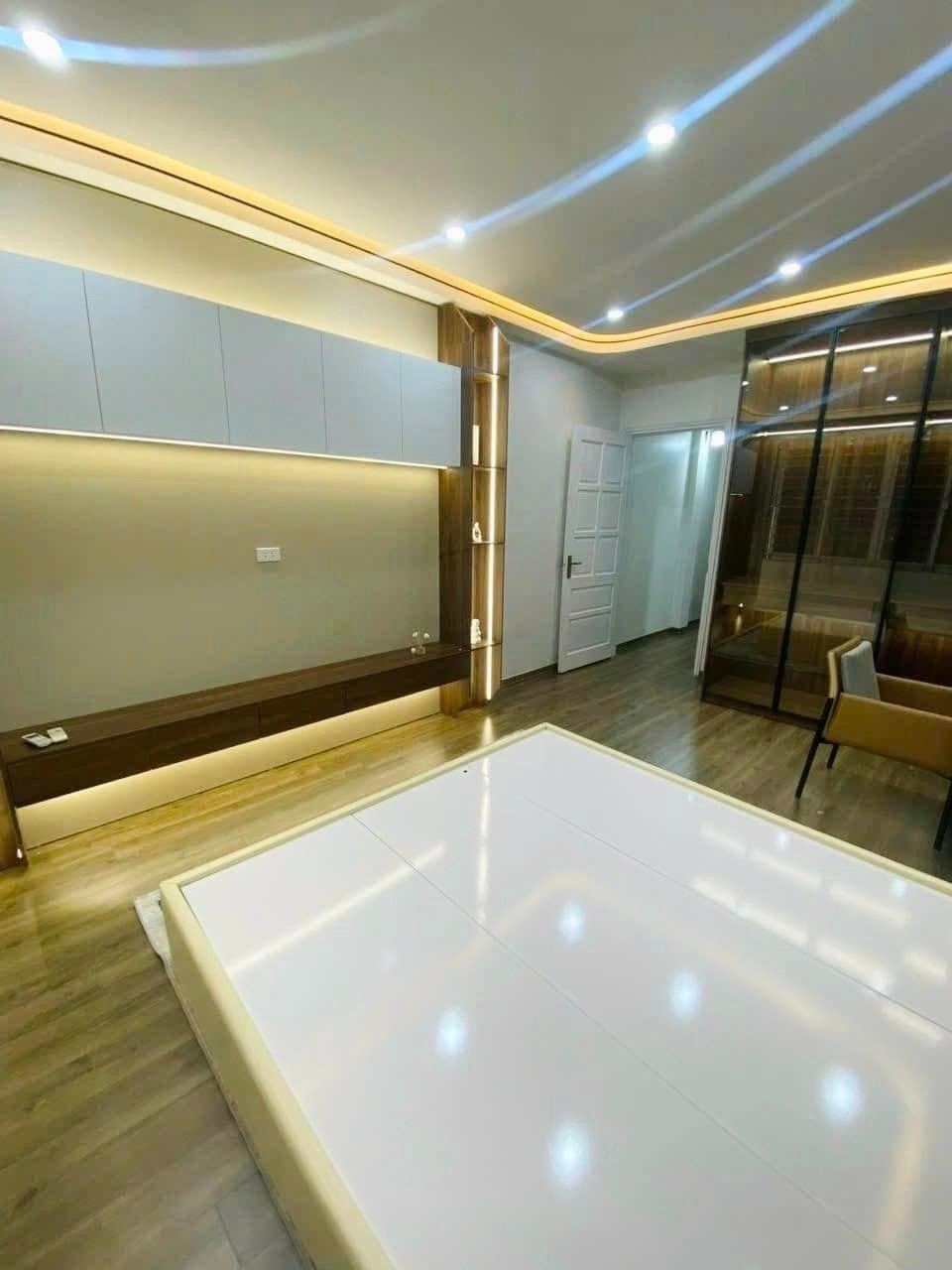 Nhà Mới 5 Tầng Trần Phú Hà Đông: Vị Trí Đẹp, Gần Oto, Nội Thất Ở Ngay