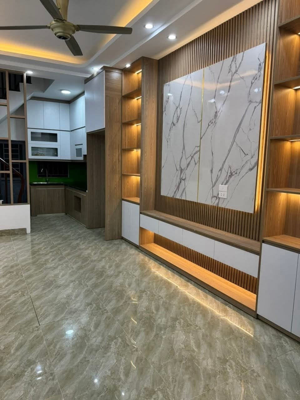 Siêu phẩm phân lô Quang Trung Hà Đông - 5 tầng, ô tô lùi cửa, giá 6 tỷ
