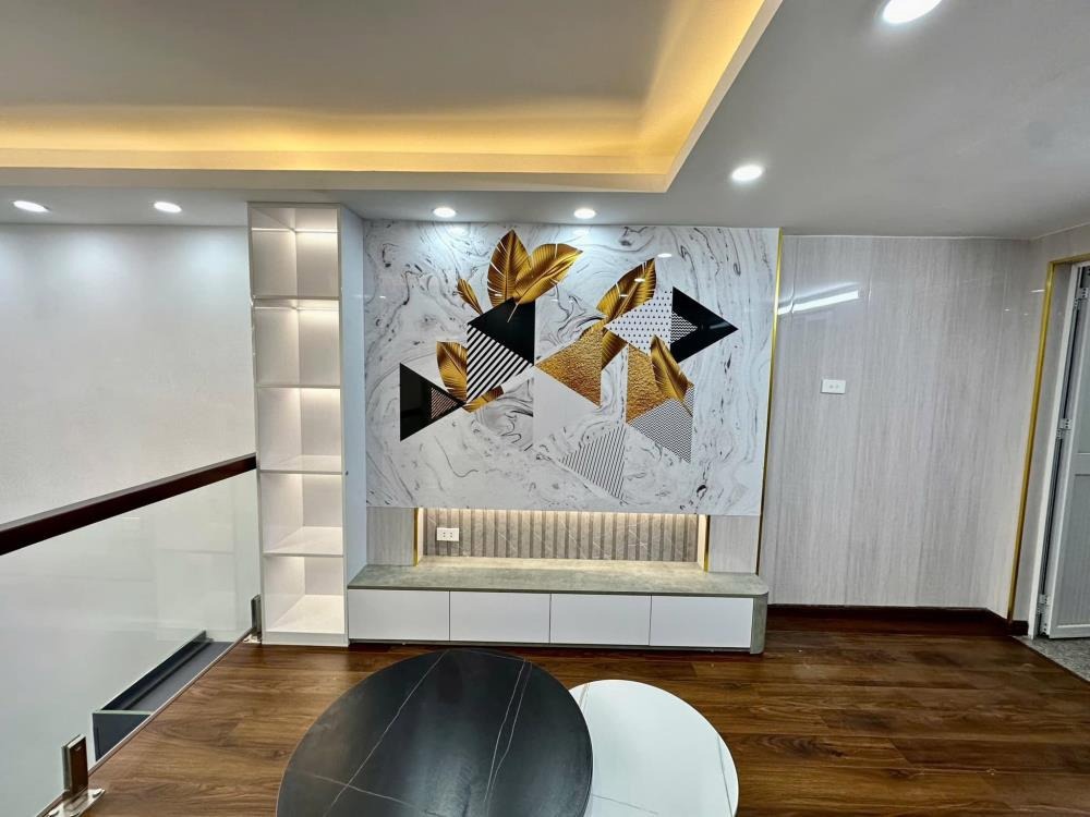 Khương Trung Thanh Xuân: Siêu phẩm 6 tầng, 6 tỷ, vị trí đắc địa