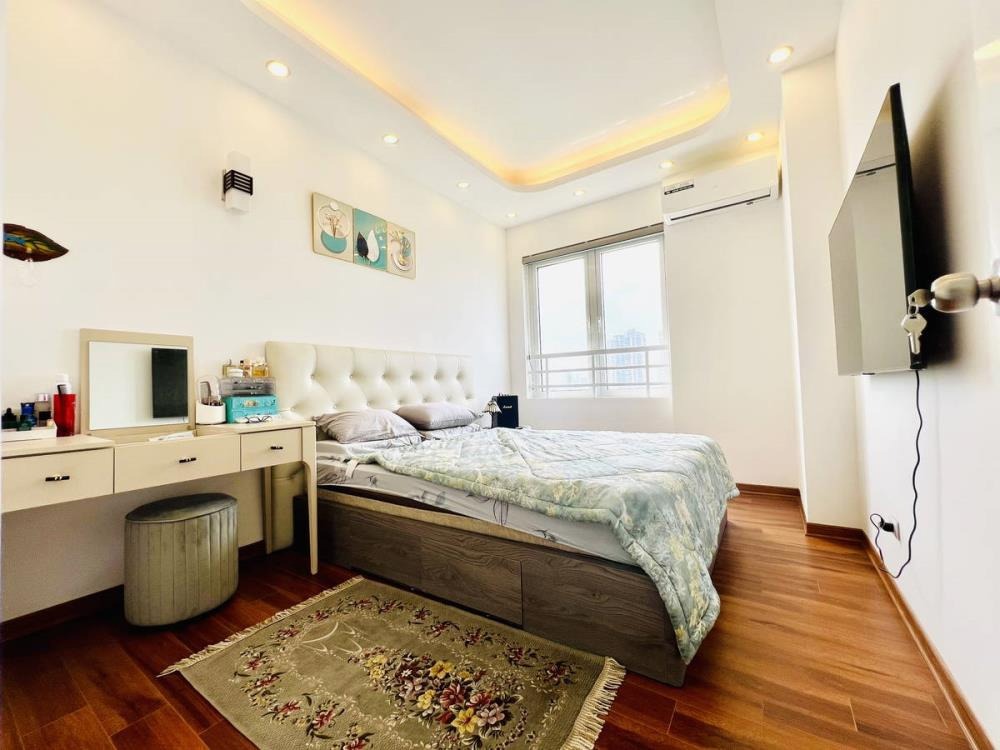 Chuyển nhượng căn hộ 3 phòng ngủ Hacisco Nguyễn Chí Thanh - 8.68 tỷ