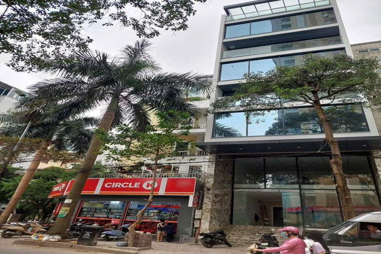 Bán nhà phân lô Lạc Long Quân - Tây Hồ DT 95m2 - MT 5m, 2 ô tô tránh, thang máy, KD tuyệt vời, gần