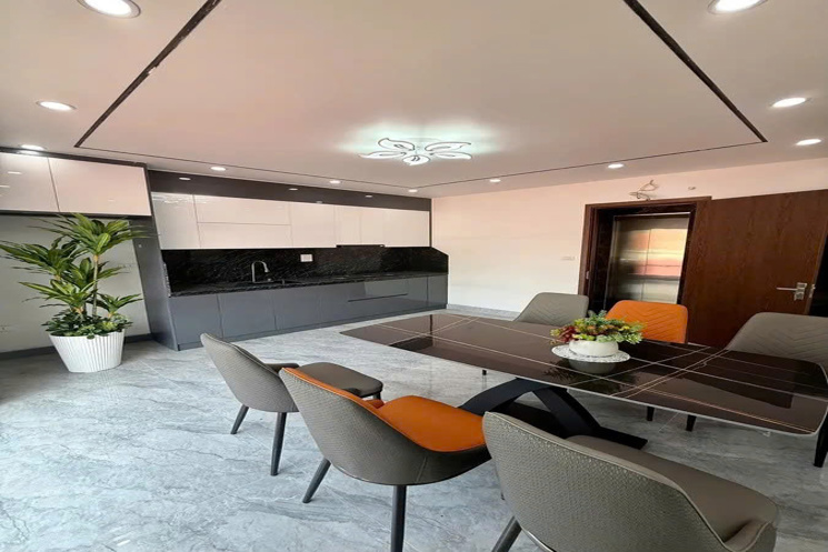 NHÀ ĐẸP Ở NGAY Phố  Đàm Quang Trung 46m2 X 6 Tầng mặt tiền 4.88m, 9.1 tỷ Long Biên