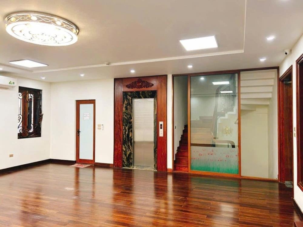 Cho Thuê Nhà Vườn Imperia Nguyễn Huy Tưởng - 200m², Giá 65tr/th