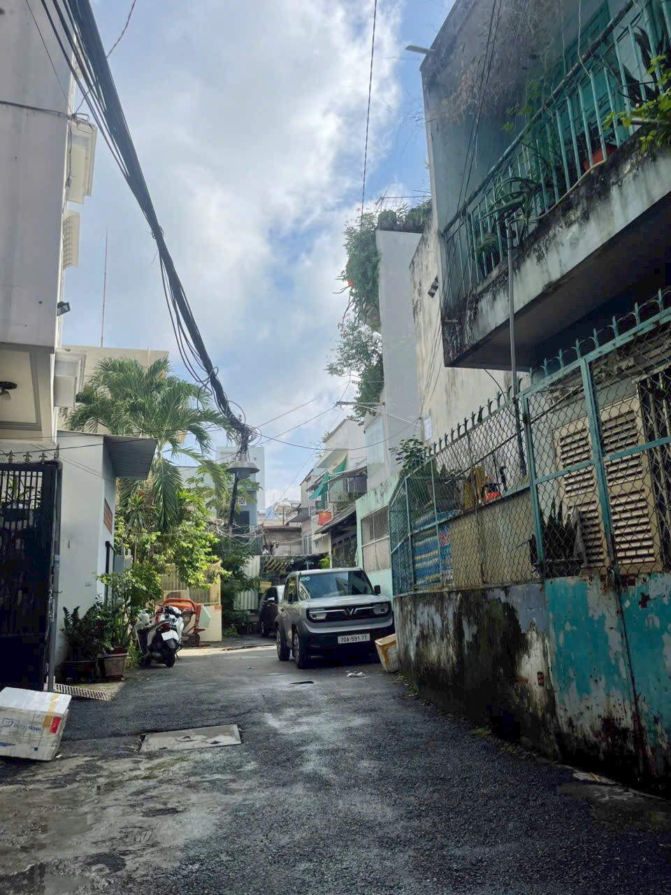 Bán nhà Bình Thạnh - Vị trí đẹp, tiện kinh doanh, kho bãi - Giá 5.9 tỷ