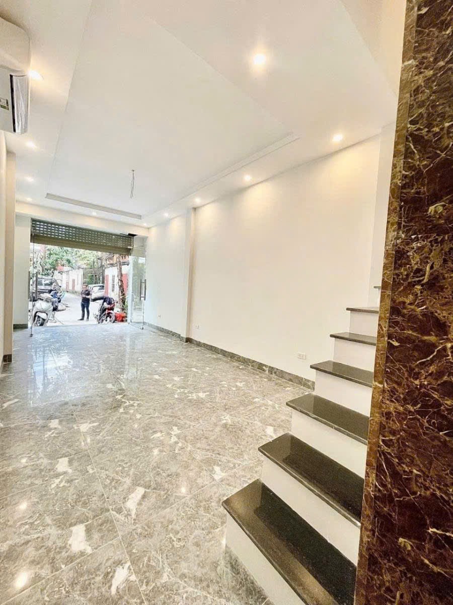 Nhà Mới Phân Lô Thanh Xuân: Oto Cạnh Nhà, View Xanh, Giá Tốt