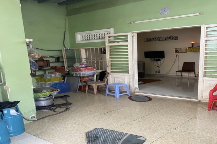 Nhà cấp 4 kiệt Hoàng Diệu . DIện tích : 78m