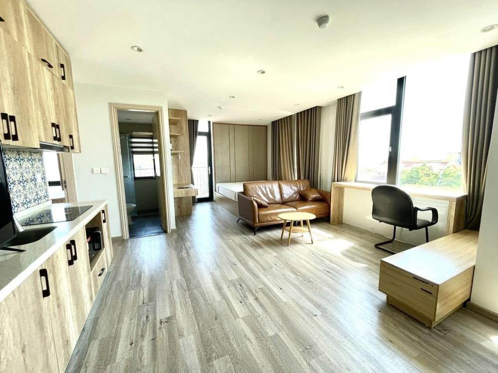 Bán Nhà Tây Hồ View Hồ - Dòng Tiền Ổn Định 86 Tỷ - Vị Trí Vàng