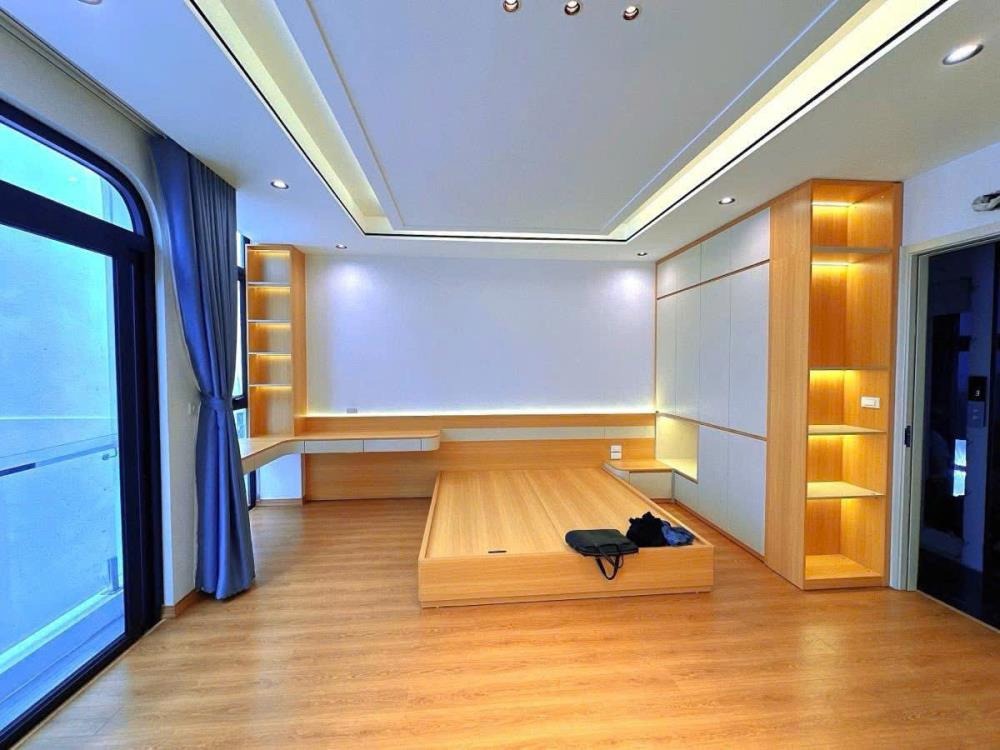Bán nhà phố Tây Sơn - Đống Đa - 5m mặt tiền - Kinh doanh, Cho thuê - 13.8 tỷ