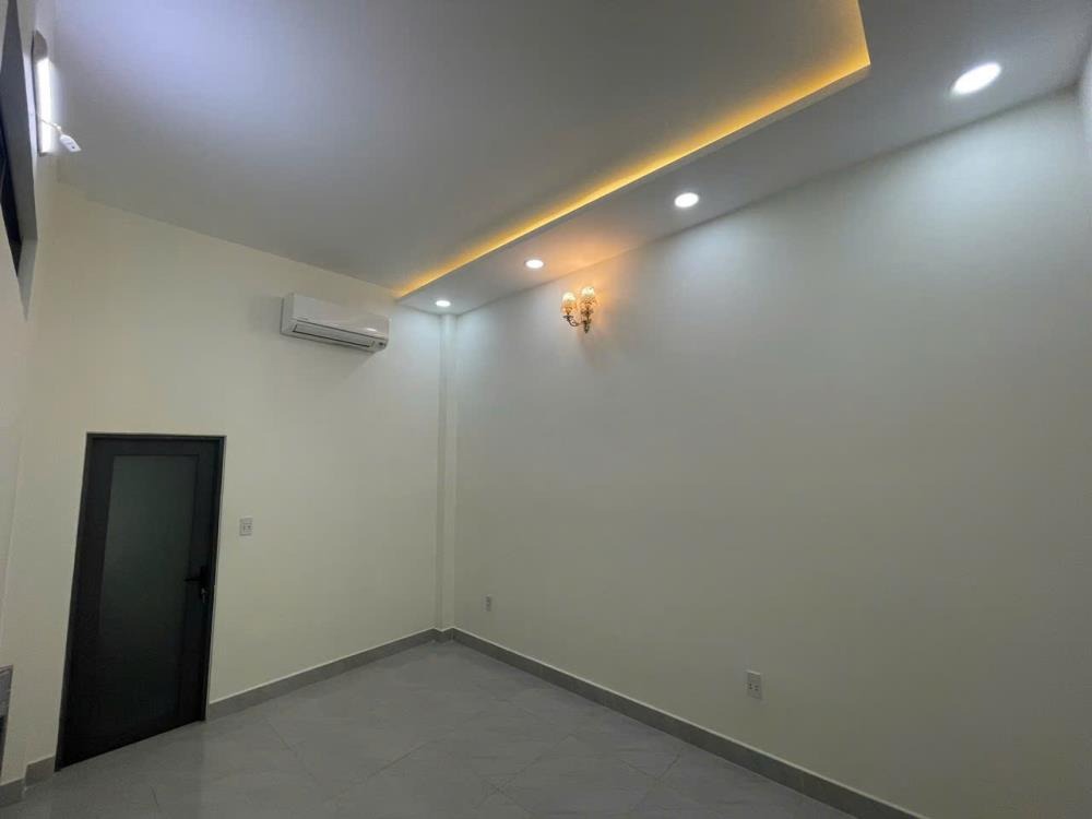 Bán Nhanh Nhà Đẹp Củ Chi: 879tr - 120m2, SHR, Vị Trí Đắc Lợi