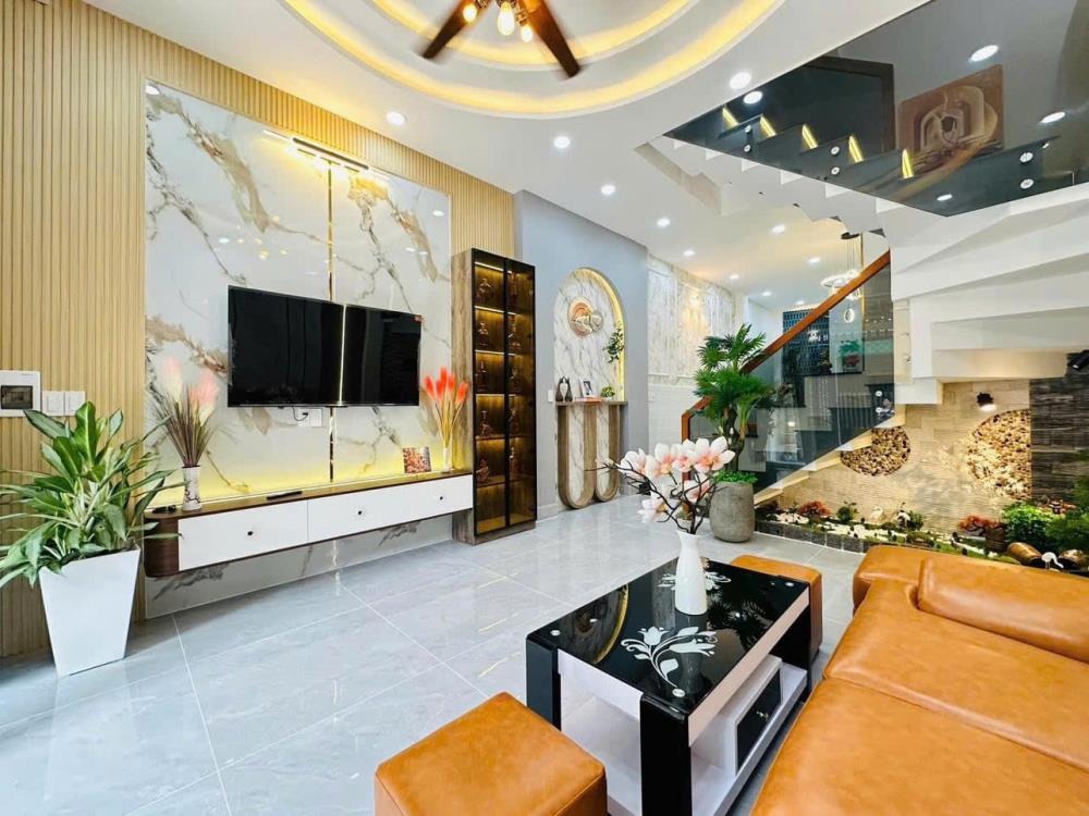Bán Gấp Nhà HXH Nơ Trang Long, Bình Thạnh: 3 Tỷ 9 - 4PN - Tiện Ích Vượt Trội
