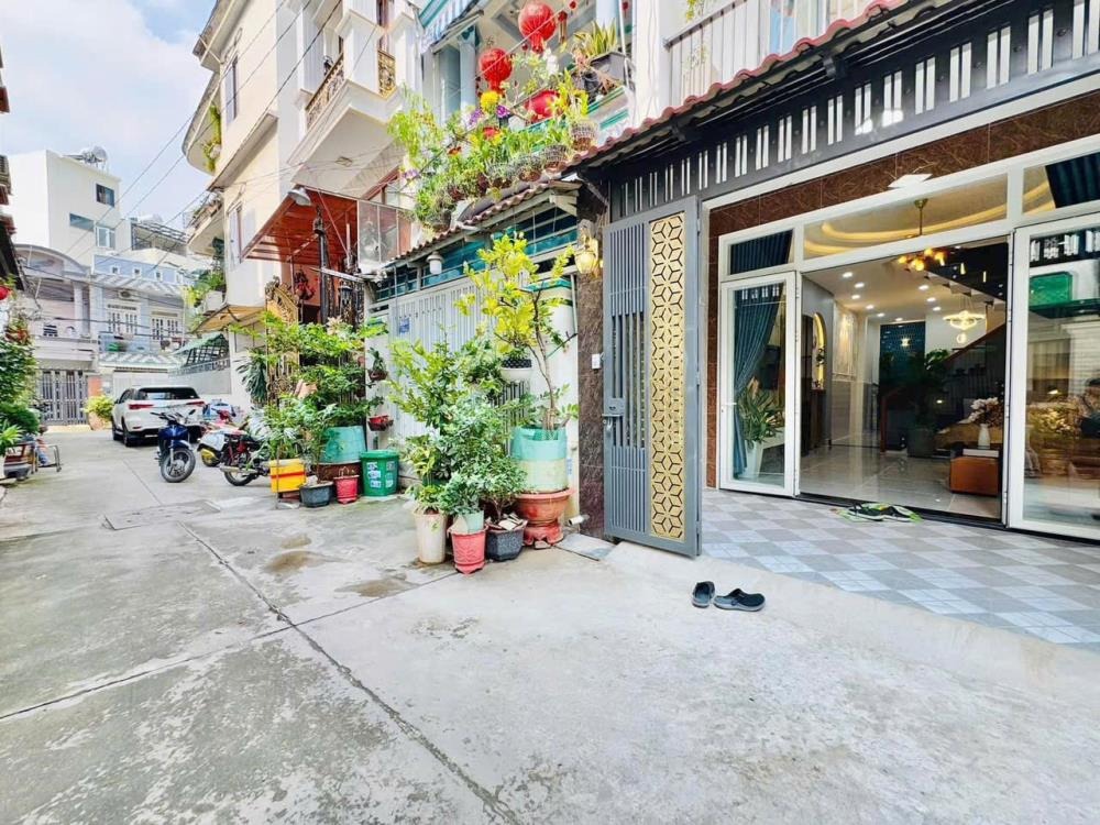 Bán Gấp Nhà HXH Nơ Trang Long, Bình Thạnh: 3 Tỷ 9 - 4PN - Tiện Ích Vượt Trội
