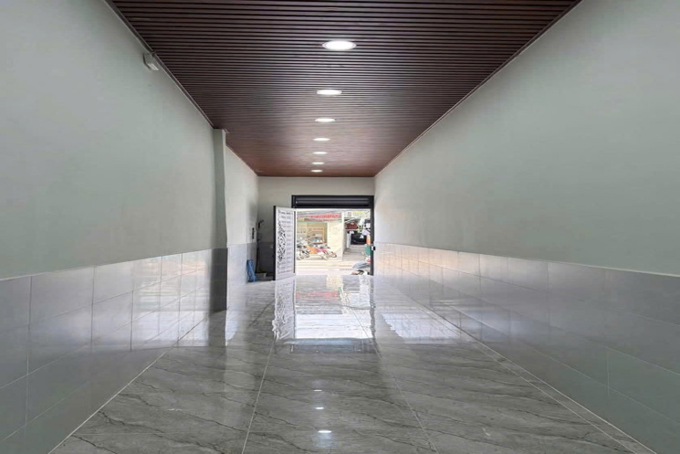 Bán Nhà Mặt Tiền Đường Ngay Đại Học Tôn Đức Thắng Quận 7 – Thu Nhập 80 Triệu/Tháng