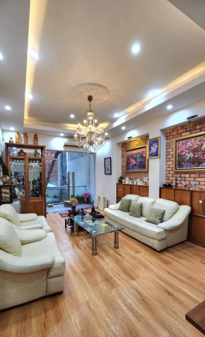 Nhà phố Nghĩa Dũng - 9.8 tỷ - Ô tô vào cửa - Dân trí cao