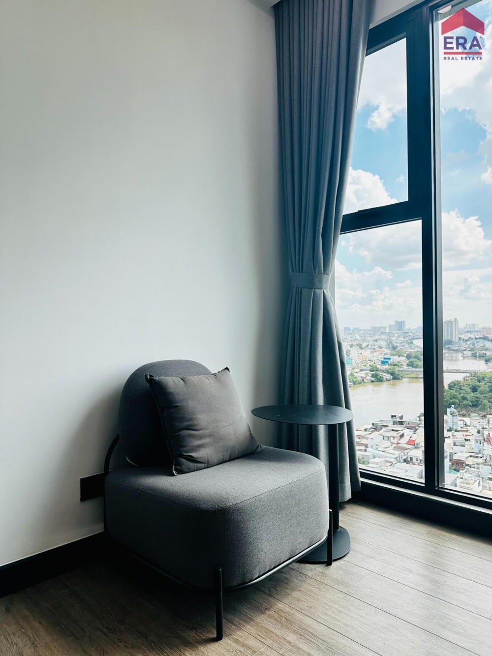 Delasol 74m2 - Cho Thuê Căn Hộ 2PN View Kênh Đôi, Bao Phí, Ở Ngay