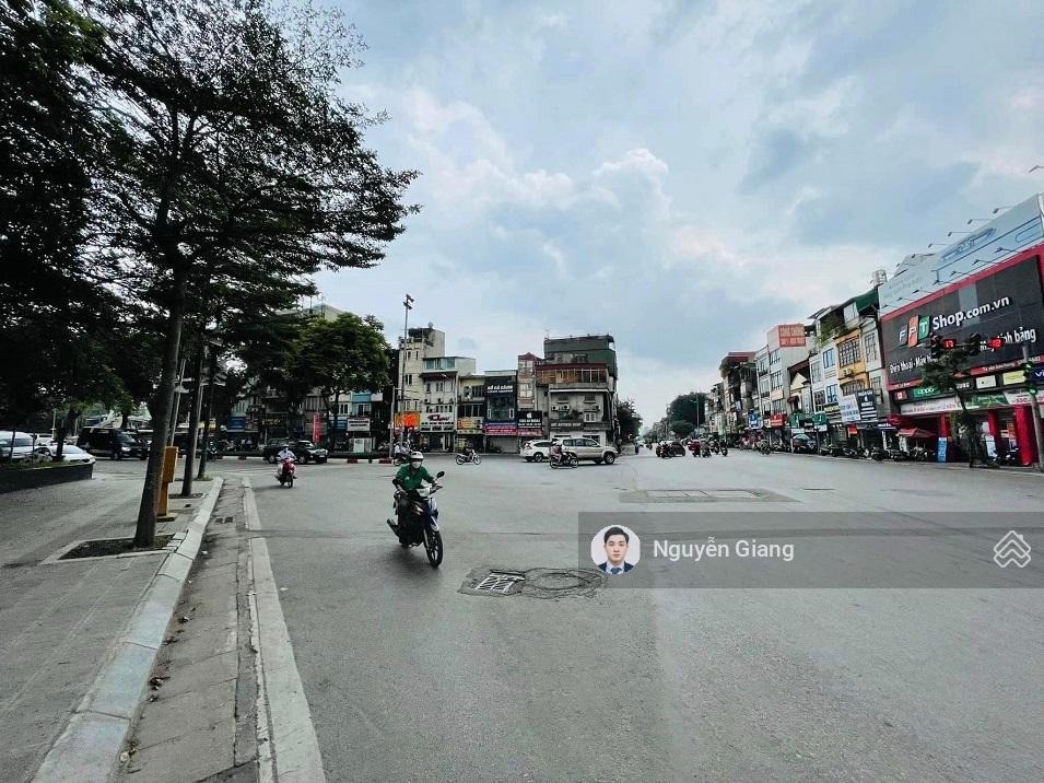 Giá Đầu Tư Mặt Phố Lê Duẩn - Kinh Doanh Sầm Uất - Vỉa Hè Rộng - Ô Tô Đỗ