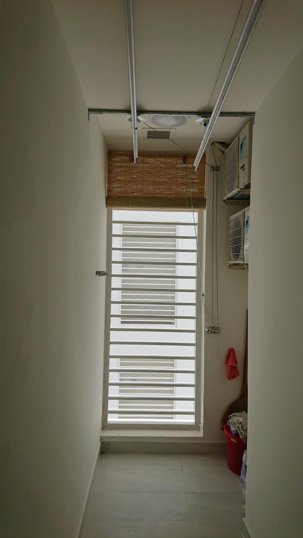 Bán Căn Hộ Riva Park 3PN, 109m2, Full Nội Thất, View Bitexco - 5.8 Tỷ