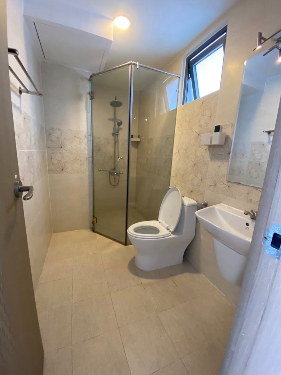 Bán Căn Hộ Riva Park 3PN, 109m2, Full Nội Thất, View Bitexco - 5.8 Tỷ