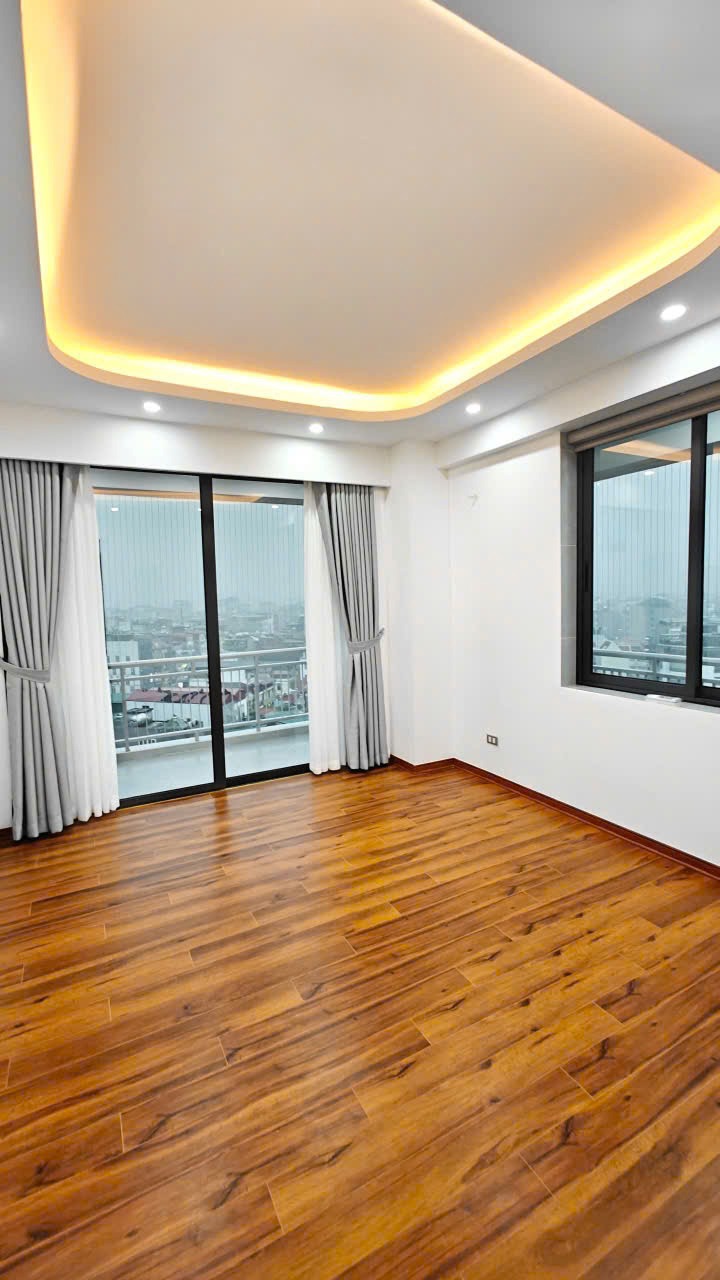 Bán Căn Hộ 3PN, 90m2, Tòa 4F Vũ Phạm Hàm - Vị Trí Đẹp, Nội Thất Xịn