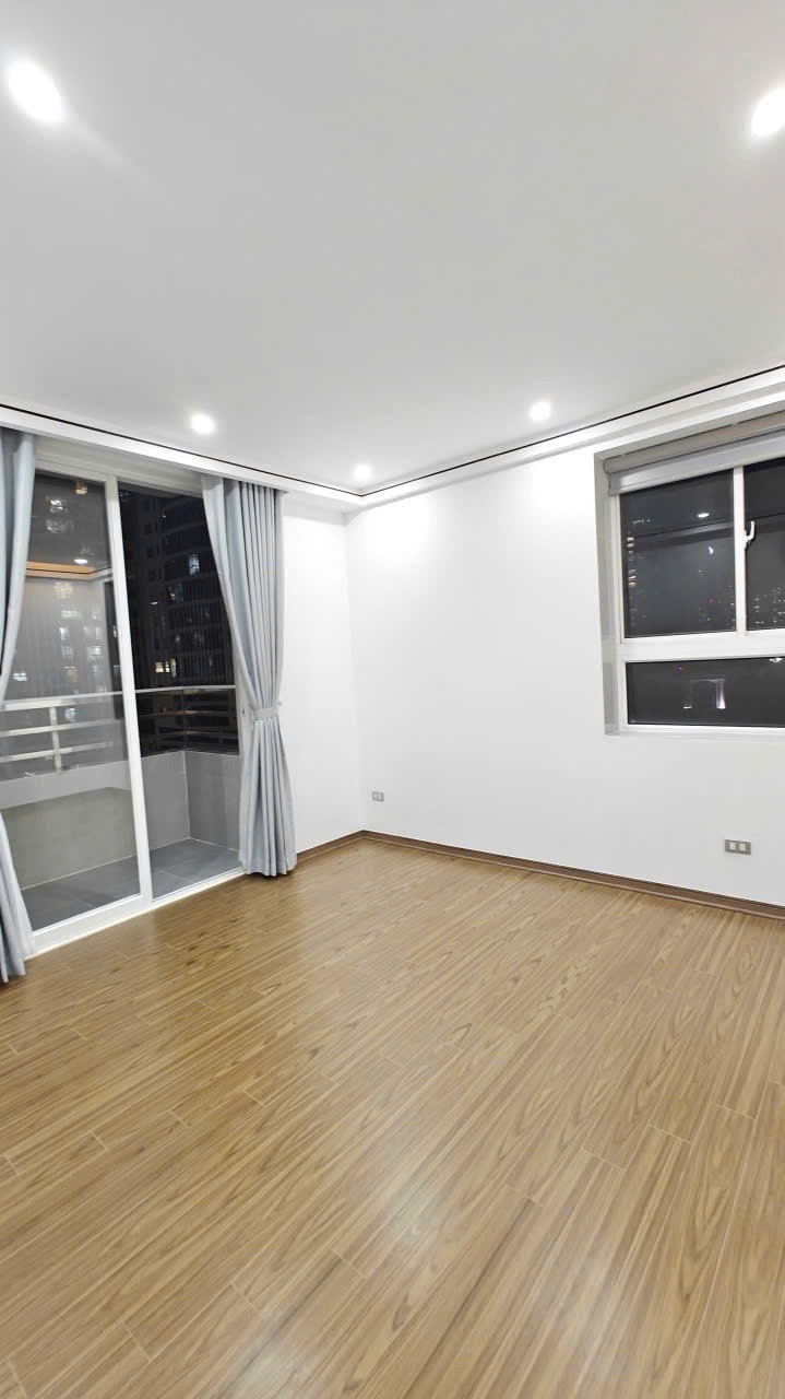 Cần Bán Gấp Căn Hộ 3PN, 112m2, Tòa JSC Khuất Duy Tiến - Giá Tốt