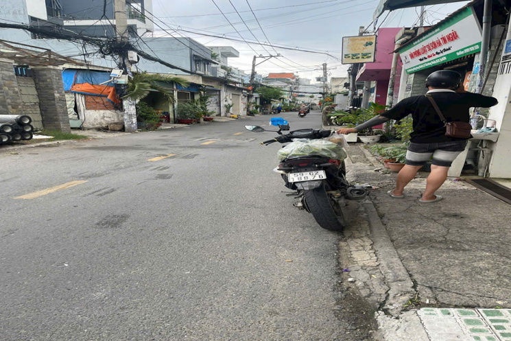 BÁN NHÀ XƯỞNG MẶT TIỀN ĐÔNG HƯNG THUẬN 05 – Q12
