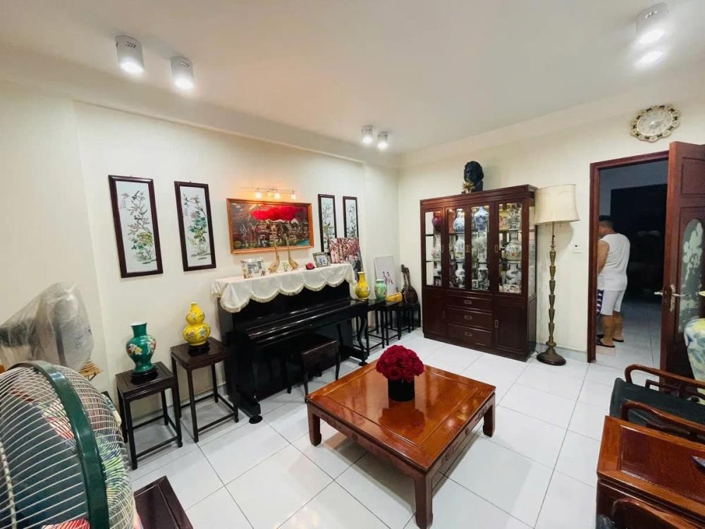 Nhà phố Thái Hà 69m² 5 tầng Mặt tiền 6m - 20 tỷ Đống Đa