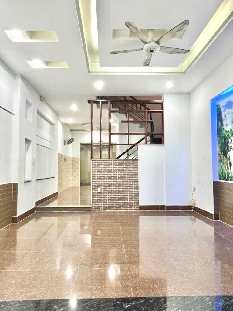 Bán nhà 2 tầng, 125m2, Gò Vấp - Giá 7.75 tỷ - Vị trí đẹp, tiềm năng lớn