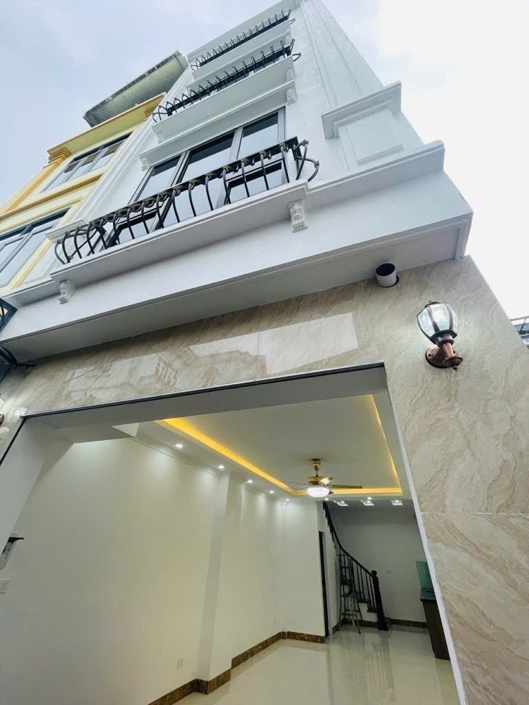 Nhà 4 Tầng Nở Hậu 36m2 - Vị Trí Đắc Địa Kim Chung Di Trạch
