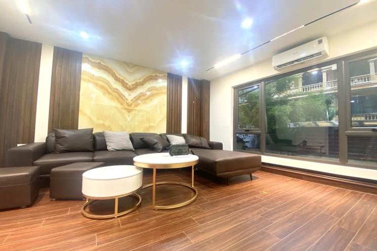 XUÂN LA-DT 38M-10,760 TỶ -6 TẦNG THANG MÁY,DÂN XÂY,NGÕ THÔNG,BA GÁC ĐỖ CỬA