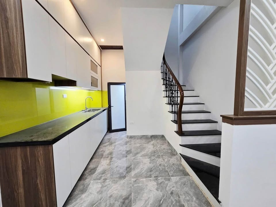 Bán nhà Tây Thăng Long - 33m2, 5 tầng, Full Nội Thất, Giá 4.6 tỷ