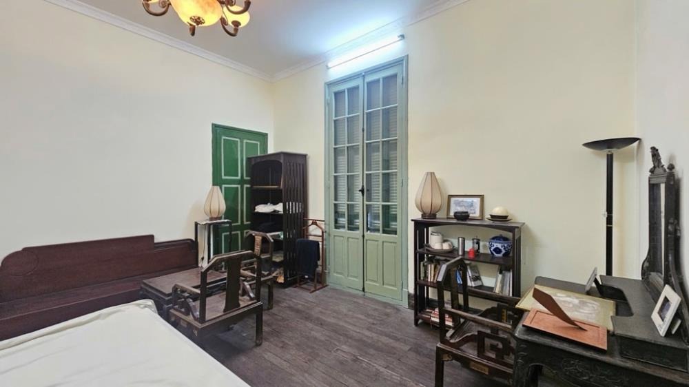 Nhà Mặt Phố Cao Bá Quát - Biệt Thự Trung Tâm Ba Đình | 37.5 Tỷ