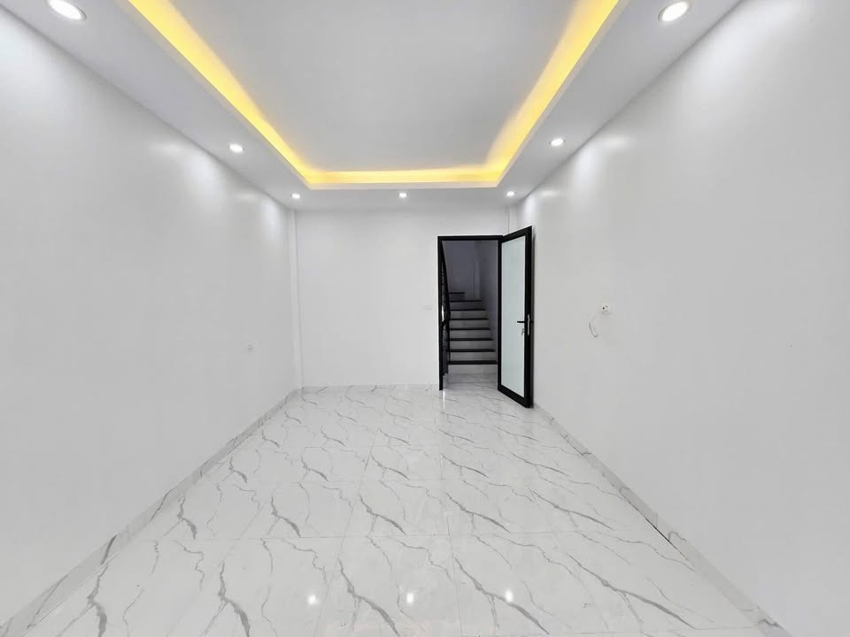 Bán nhà Tây Thăng Long - 33m2, 5 tầng, Full Nội Thất, Giá 4.6 tỷ