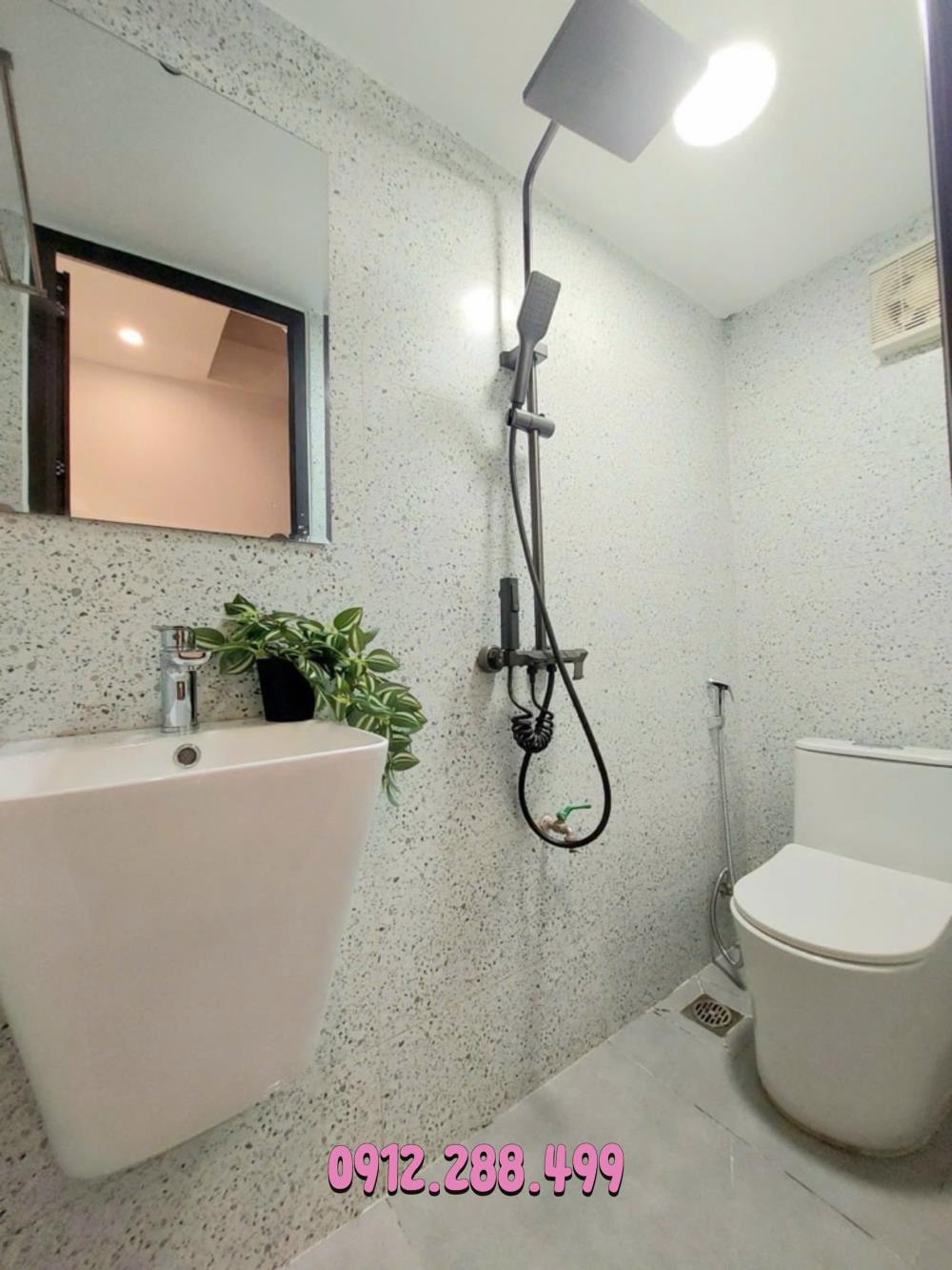 Bán nhà lô góc 24m² 5 tầng, vị trí đẹp tại Nguyễn Cao, Hai Bà Trưng, Hà Nội
