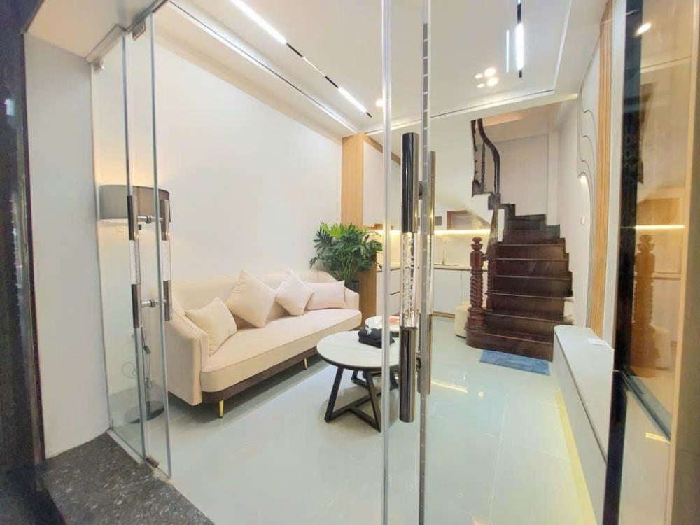 Bán nhà lô góc 24m² 5 tầng, vị trí đẹp tại Nguyễn Cao, Hai Bà Trưng, Hà Nội