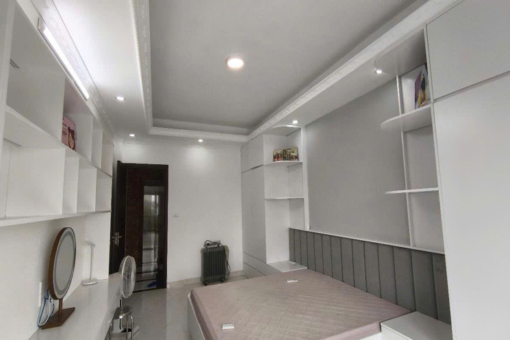 Bán nhà Đức Giang 40m 6 tầng thang máy ô tô tránh kinh doanh hơn 11 tỷ