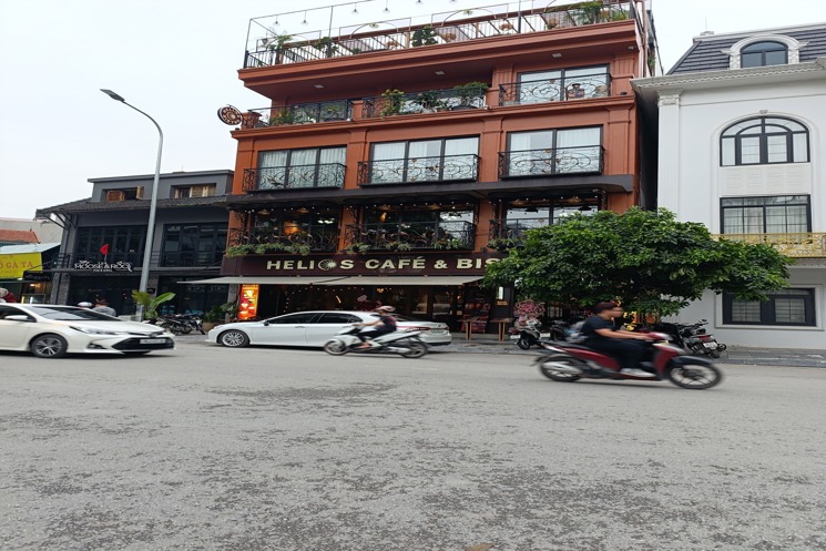 Mặt phố Xuân Diệu TH 128m² 4T MT7.6m Hầm Thang máy dòng tiền 100tr/th chỉ 72 tỷ