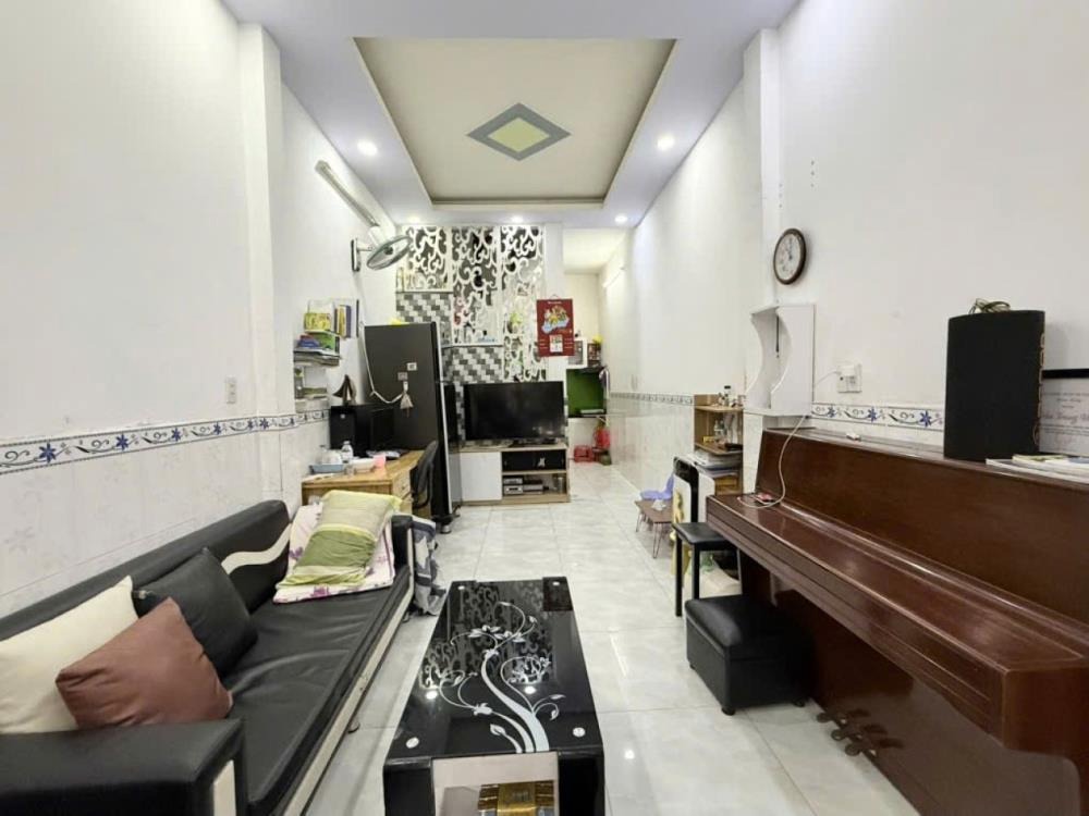Nhà Vuông 2 Tầng, Hẻm Xe Hơi, 30m2, Đường Số 3, Quận Thủ Đức - Giá Tốt