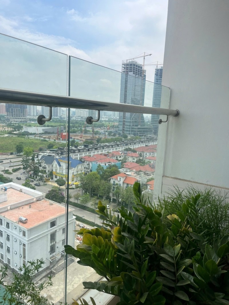 Bán Căn Hộ 4 Phòng Ngủ Cao Cấp Landmark Tower - Giá 12.2 Tỷ