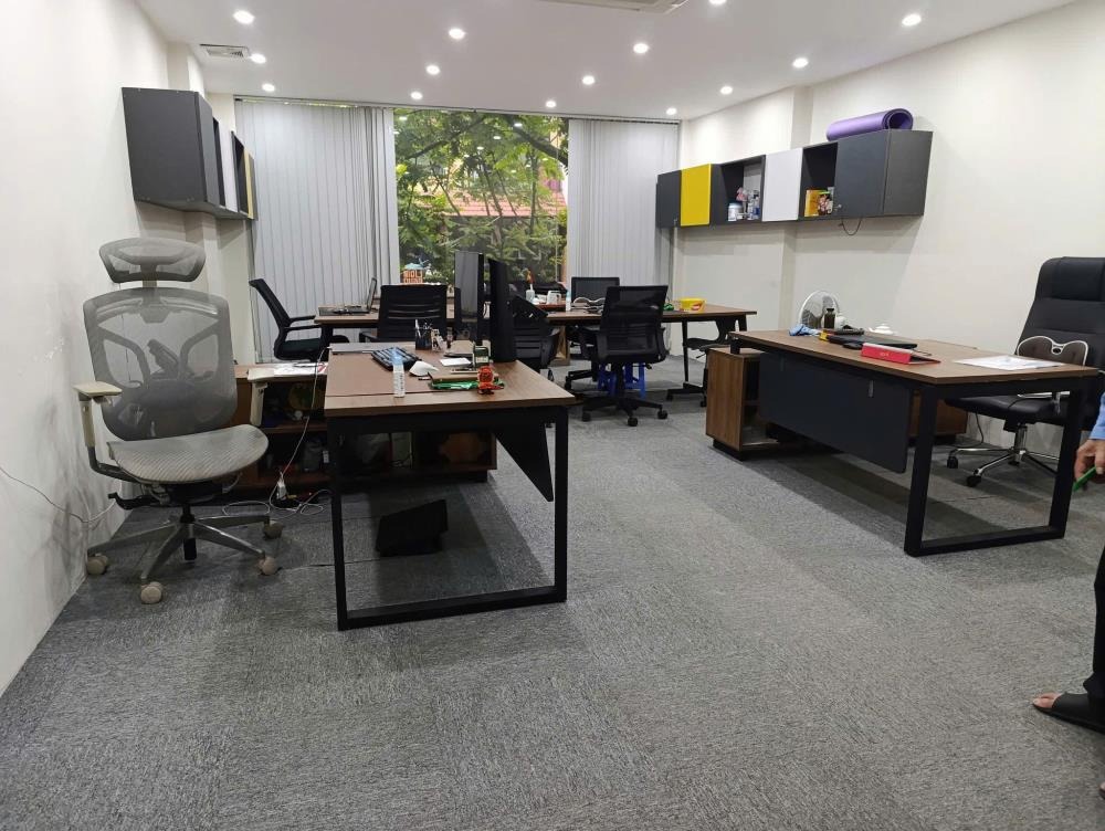 Nhà Mặt Phố Ba Đình - 102m2, 4 Tầng, Mặt Tiền 7m - Giá 45 Tỷ