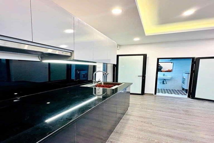 TẬP THỂ PHƯƠNG MAI 46m2 – 2.95 TỶ- TẦNG 3 - LÔ GÓC VÀI BƯỚC RA PHỐ - GẦN TRƯỜNG, CHỢ NGAY DƯỚI CHÂN