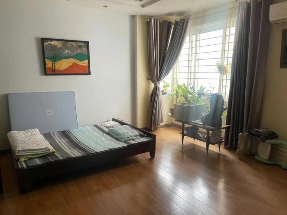 Bán nhà phố trung kính 75m² mặt tiền 6m - Vị trí kinh doanh đỉnh cao, giá 37 tỷ