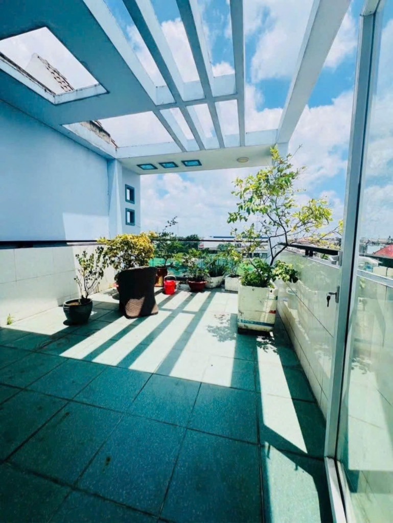 Chính chủ cần bán gấp nhà 4 tầng, 6 tỷ, Hẻm lớn, Bình Tân