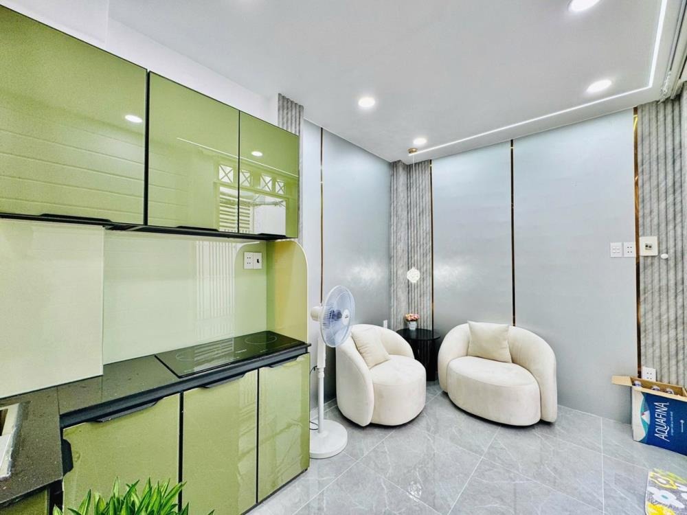 3.8 Tỷ - Nhà Mặt Tiền Nguyễn Văn Đậu, Bình Thạnh - 5m Ngang - 45m2