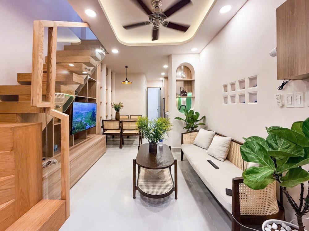 Nhà Đẹp Full Nội Thất Bình Thạnh - 2.68 Tỷ - Tiện Ích Vượt Trội