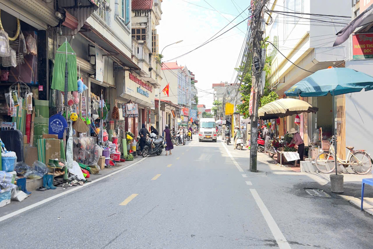 🔥🔥 SIÊU PHẨM ĐẤT ĐỨC THƯỢNG – CÁCH QL32 CHỈ 30M – GIÁ ĐẦU TƯ!!!
0901 076 368