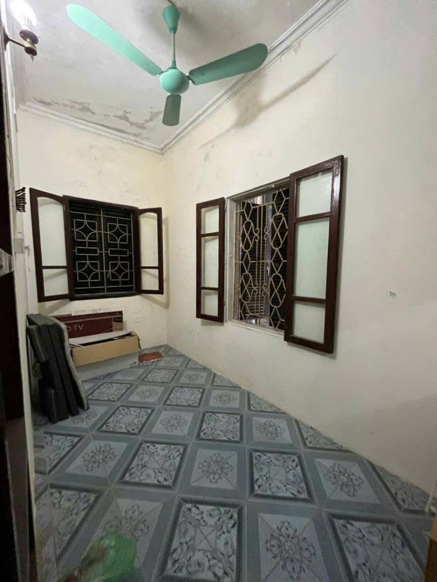Phân Lô Hoàng Công Chất 50m² 4 Tầng, Mặt Tiền 4m, Giá 15.8 Tỷ