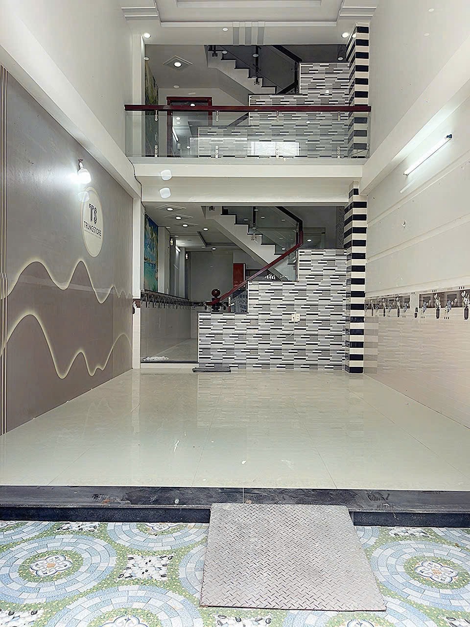 Nhà Hẻm Kênh Mương Lệ, Bình Tân: 60m2, 3 Lầu, 4 Phòng Ngủ, Giá 5.5 Tỷ