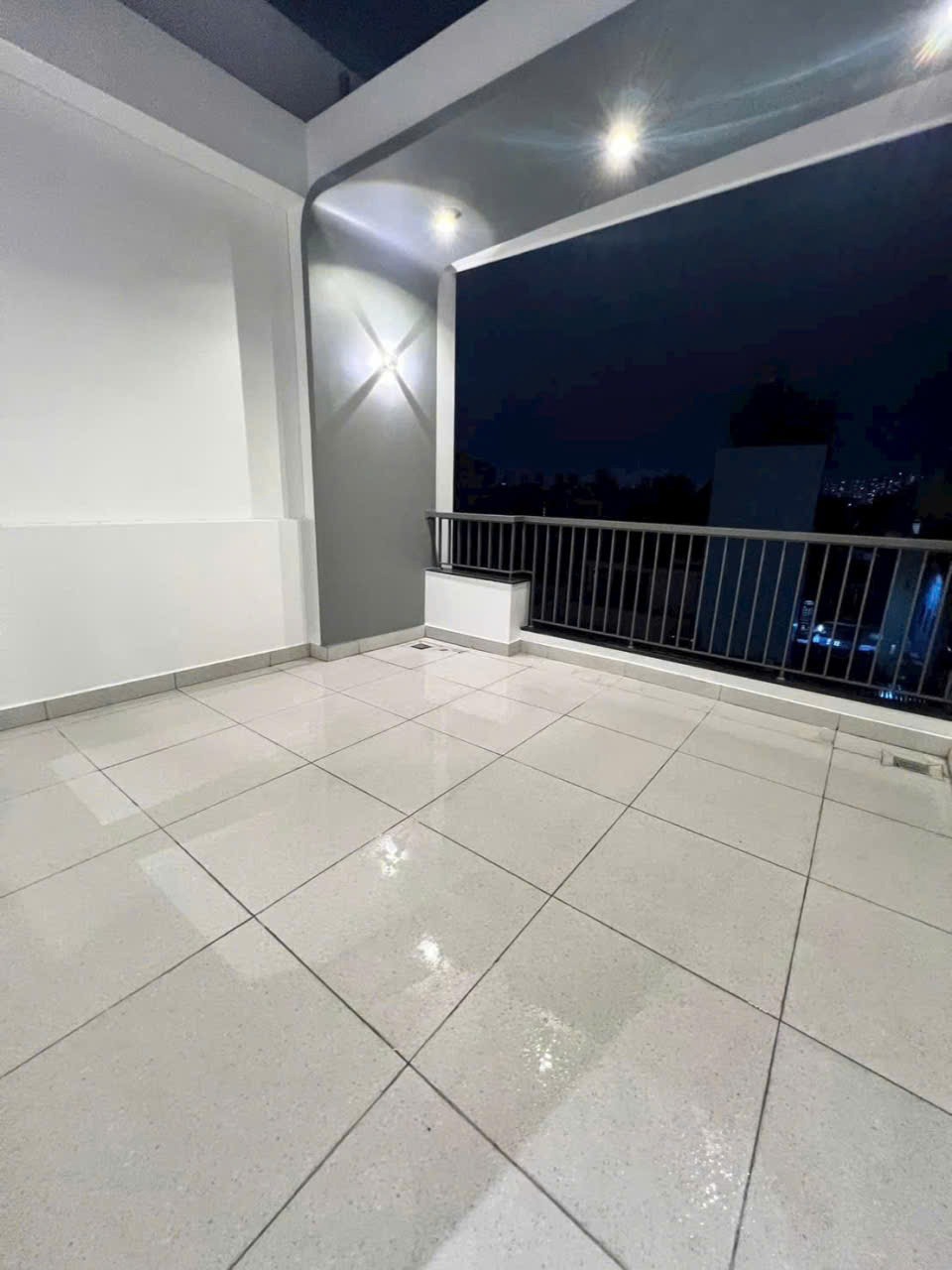 Nhà Hẻm Lê Văn Quới, Bình Tân: 64m², 3 Lầu, 4 Phòng Ngủ - Giá 9.3 Tỷ