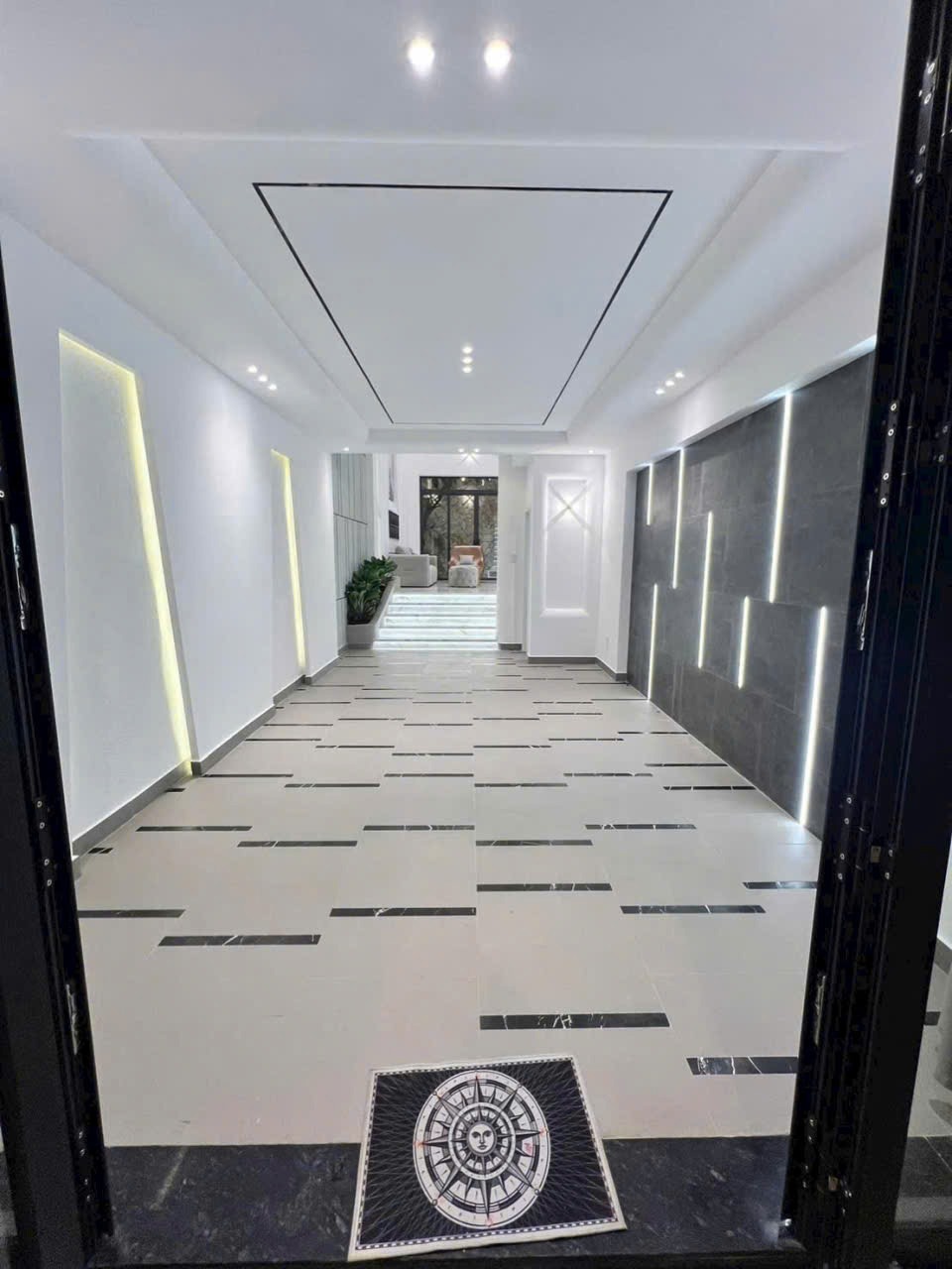 Nhà Hẻm Lê Văn Quới, Bình Tân: 64m², 3 Lầu, 4 Phòng Ngủ - Giá 9.3 Tỷ